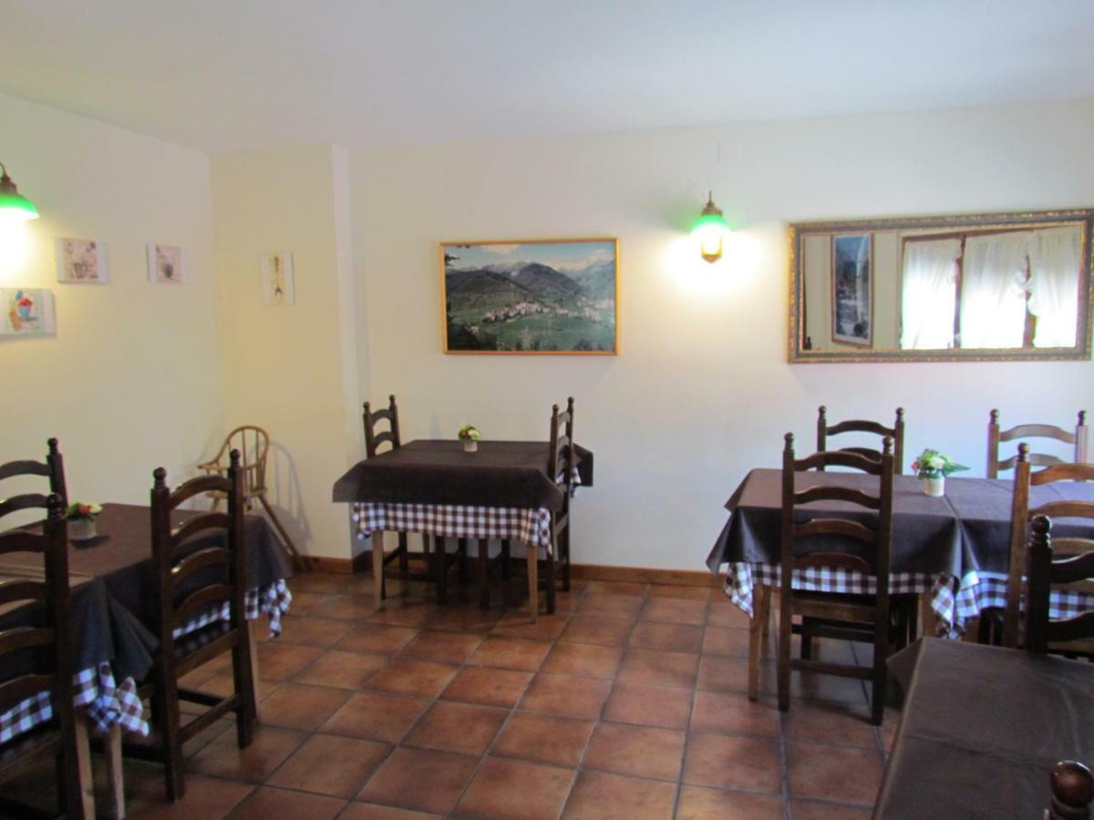 Hotel Las Nieves Linás de Broto エクステリア 写真