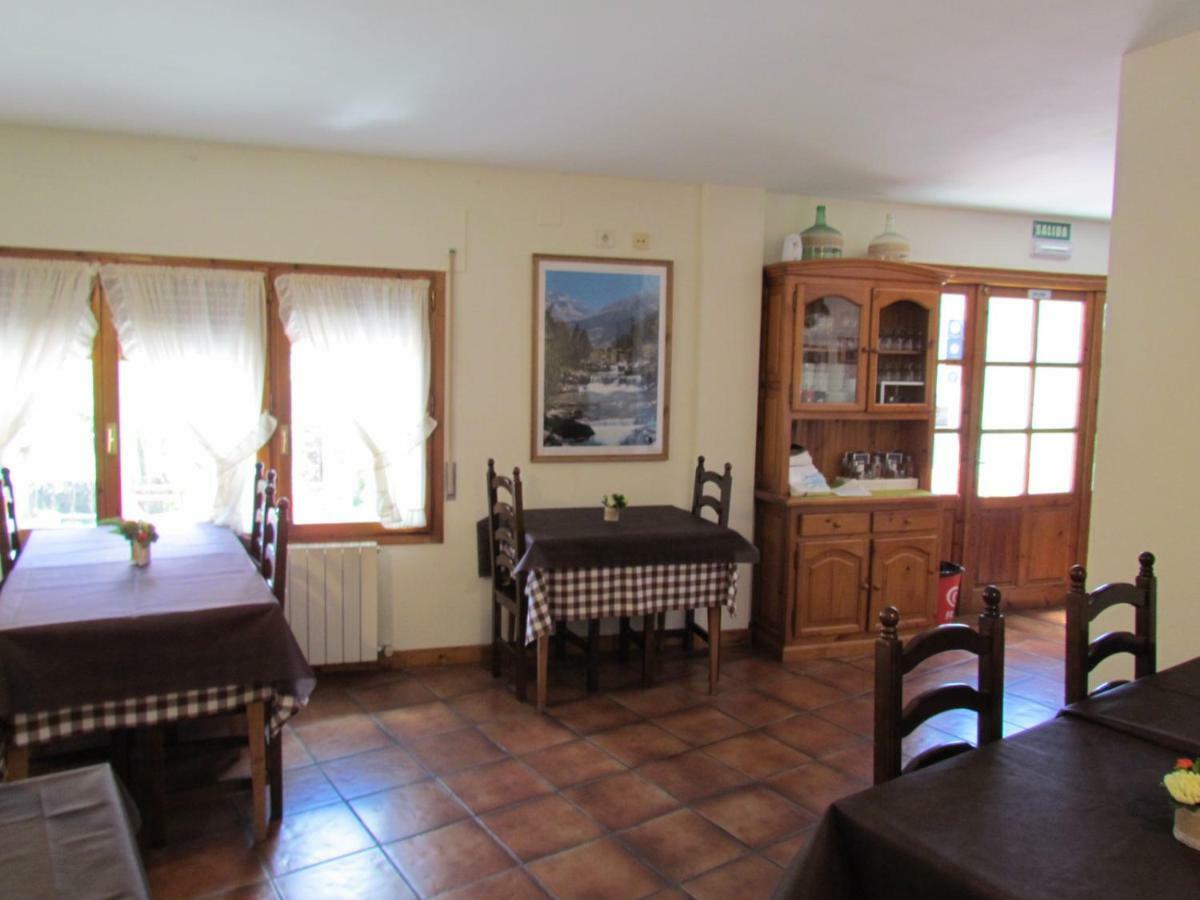 Hotel Las Nieves Linás de Broto エクステリア 写真