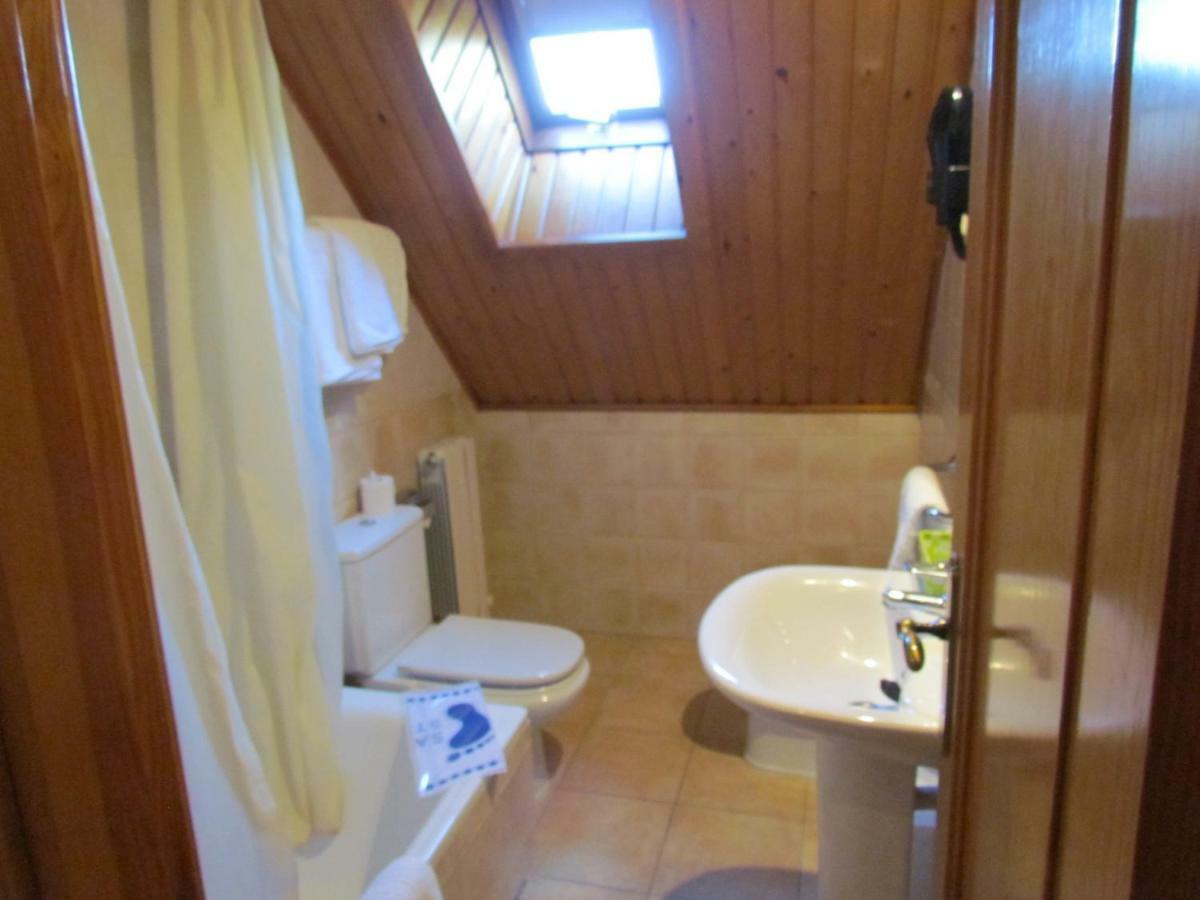 Hotel Las Nieves Linás de Broto エクステリア 写真